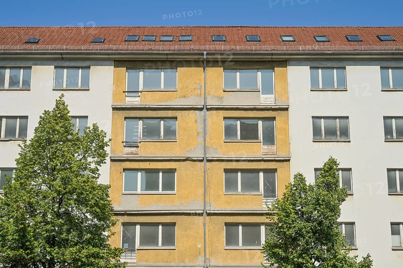 Vacancy, residential building, Frankfurter Allee, Lichtenberg, Berlin, Germany