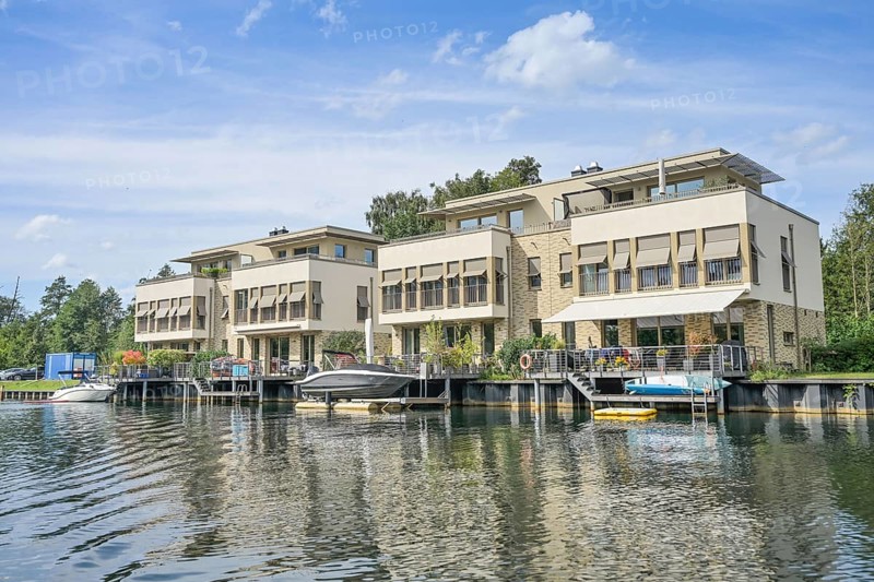 Residential buildings on Humboldt Island, Tegel harbour, Tegel, Reinickendorf, Berlin, Germany