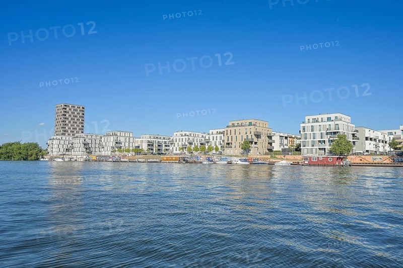 Havel, new buildings, residential tower, residential buildings, Waterkant, Wasserstadt, Daumstraße, Haselhorst, Spandau, Berlin, Germany