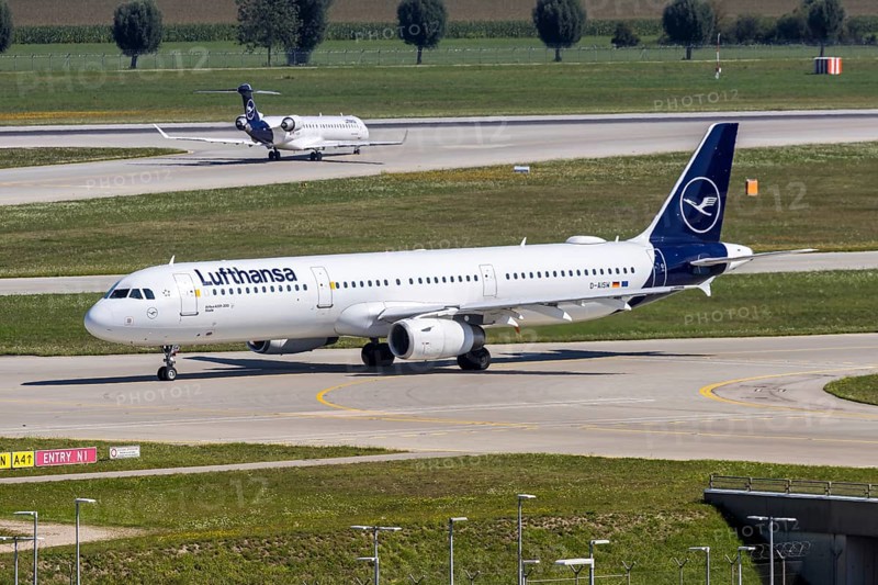 A Lufthansa Airbus A321 aircraft with the registration D-AISW at Munich Airport, Germany