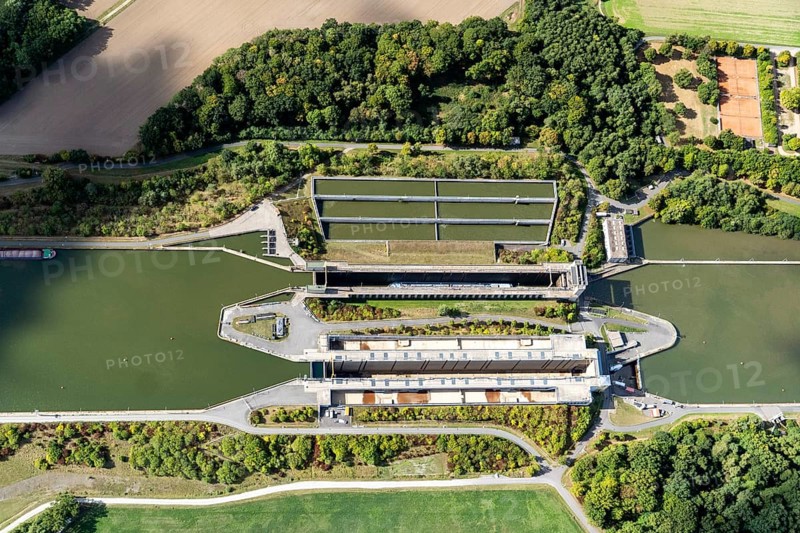 Lock, Uelzen, lock group, double lock, Elbe Lateral Canal, inland waterway, transport, logistics, canal, artificial, waterway, lock chamber, aerial view, Lower Saxony, Germany