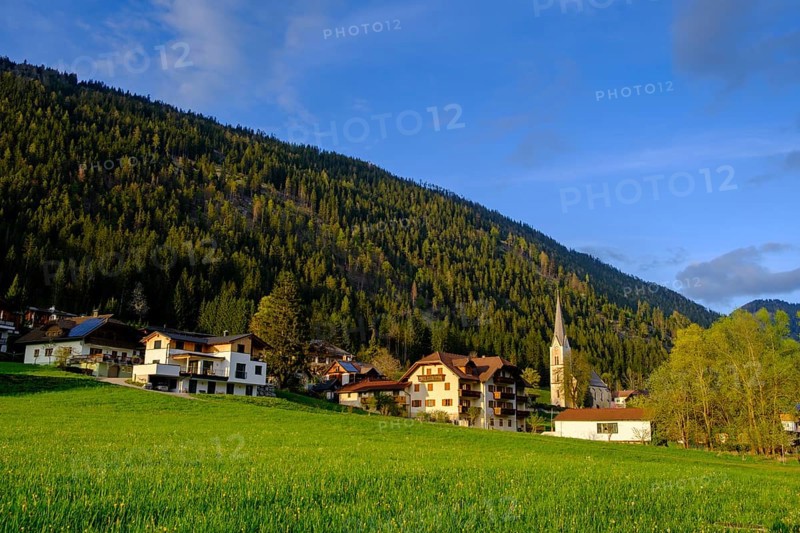 Gatschach, evening mood at the Weißensee, near Techendorf, Carinthia, Austria