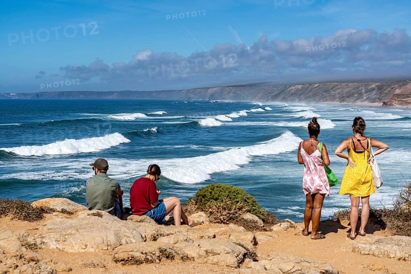 Viewpoint at Praia da Bordeira beach, near Carrapateira, popular with surfers, wave riders, rocky coast, steep coast in the south-west of the Algarve, Portugal