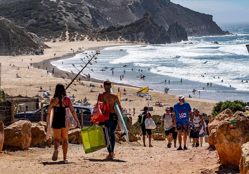 Praia do Amado beach near Carrapateira, popular with surfers, wave riders, rocky coast, steep coast in the south-west of the Algarve, Portugal
