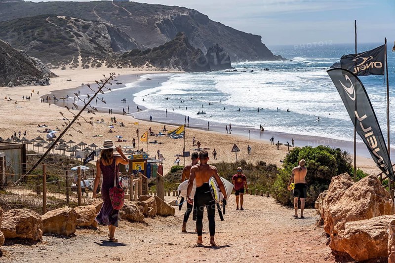 Praia do Amado beach near Carrapateira, popular with surfers, wave riders, rocky coast, steep coast in the south-west of the Algarve, Portugal