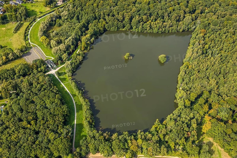 Aerial view, Rotbachsee in the forest, Oberlohberg, Dinslaken, Ruhr area, North Rhine-Westphalia, Germany, DE, Europe, Hanseatic city, aerial view, aerial photography, aerial photography, Lower Rhine, lake, overview, bird's eye view, forest area, birds-eyes view, overview