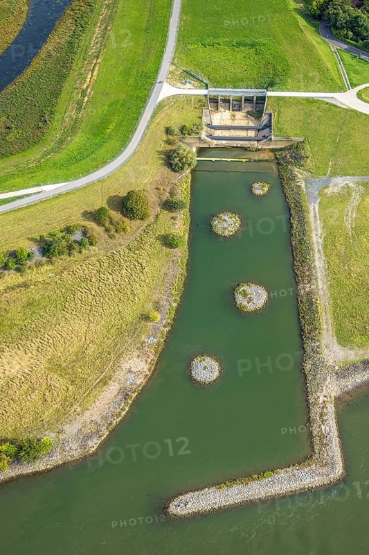 Aerial view, Old Emscher estuary Emscher renaturalisation river Emscher, Eppinghoven, Dinslaken, Ruhr area, North Rhine-Westphalia, Germany, DE, Emscher renaturalisation, Europe, Hanseatic city, aerial view, aerial photography, aerial photography, Lower Rhine, overview, bird's-eye view, overview