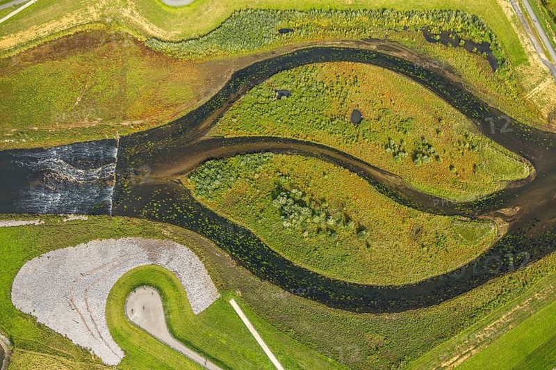 Aerial view, Emscher renaturation river Emscher, New Emscher estuary city border Dinslaken/Voerde with Emscher delta and river Rhine, shapes and colours, Eppinghoven, Dinslaken, Ruhr area, North Rhine-Westphalia, Germany, DE, Emscher renaturation, Europe, Hanseatic city, aerial view, aerial photography, aerial photography, Lower Rhine, overview, bird's-eye view, birds-eyes view, overview