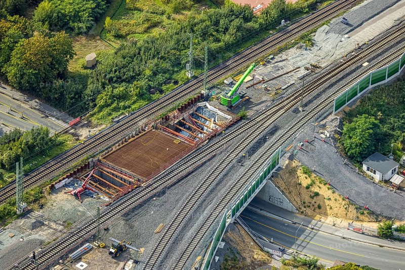 Aerial view, bridge construction site federal road B8 Weseler Straße at the track junction, Dinslaken, Ruhr area, North Rhine-Westphalia, Germany, railway tracks, railway line, construction work, construction area, construction site, building plots, construction project, construction site, DE, Deutsche Bahn AG, Europe, Hanseatic city, aerial view, aerial photography, aerial photography, new construction, Lower Rhine, renovation, refurbishment, overview, bird's eye view, bird's eye view, overview