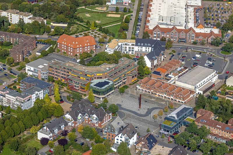 Aerial view, Voerde town hall and town hall square, Voerde, Ruhr area, North Rhine-Westphalia, Germany, authority, DE, Europe, aerial view, aerial photography, aerial photography, Lower Rhine, overview, Voerde (Lower Rhine), bird's eye view, birds-eyes view, overview