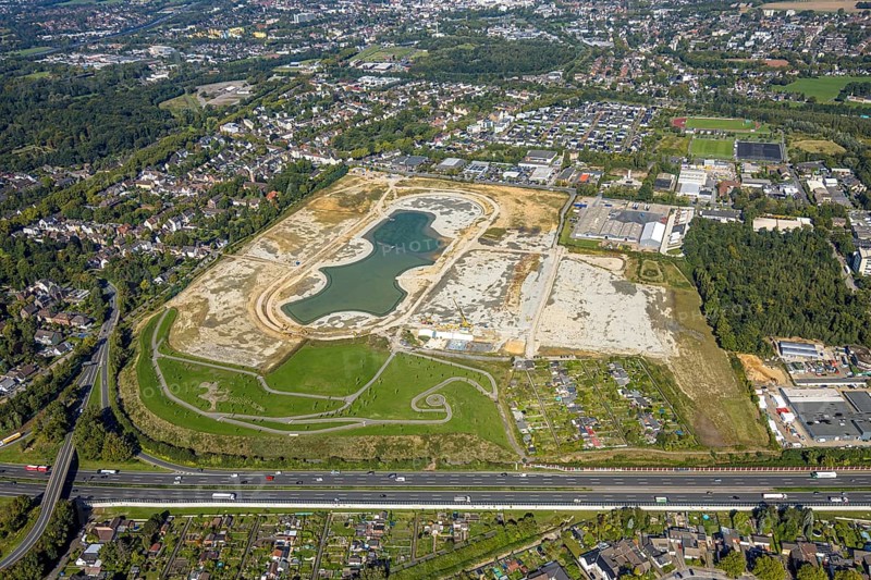 Aerial view of the former harness racing track Recklinghausen, on the A2 motorway, with northern tangent of Blitzkuhlenstraße, König-Ludwig, Recklinghausen, Ruhr area, North Rhine-Westphalia, Germany