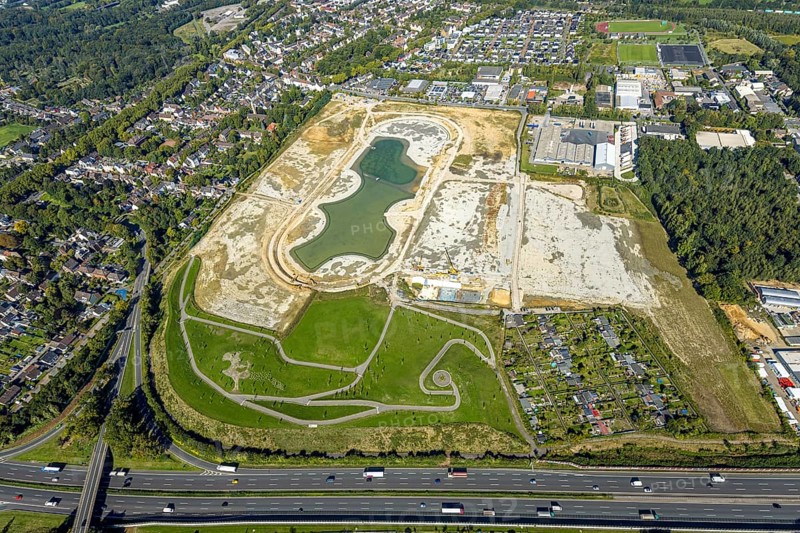 Aerial view of the former harness racing track Recklinghausen, on the A2 motorway, with northern tangent of Blitzkuhlenstraße, König-Ludwig, Recklinghausen, Ruhr area, North Rhine-Westphalia, Germany
