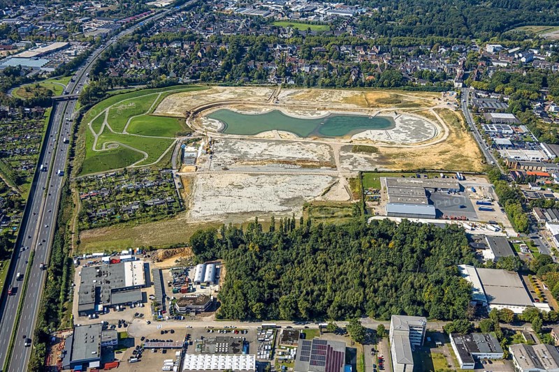 Aerial view of the former harness racing track Recklinghausen, on the A2 motorway, with northern tangent of Blitzkuhlenstraße, König-Ludwig, Recklinghausen, Ruhr area, North Rhine-Westphalia, Germany