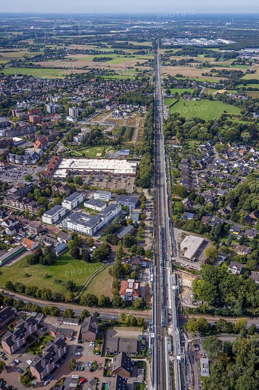 Aerial view, Voerde main station, construction site Steinstraße bridge, construction site pedestrian subway and Bahnhofstraße bridge, extension of the Betuweroute and Betuwe Line railway line, Voerde, Ruhr area, North Rhine-Westphalia, Germany, DE, Europe, aerial view, aerial photography, aerial photography, Lower Rhine, overview, Voerde (Lower Rhine), bird's-eye view, birds-eyes view, overview