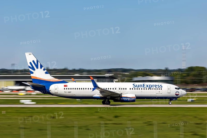 Stuttgart Airport with aircraft on the runway. Aircraft registration number: TC-SEP, SunExpress, Boeing 737-800, Stuttgart, Baden-Württemberg, Germany
