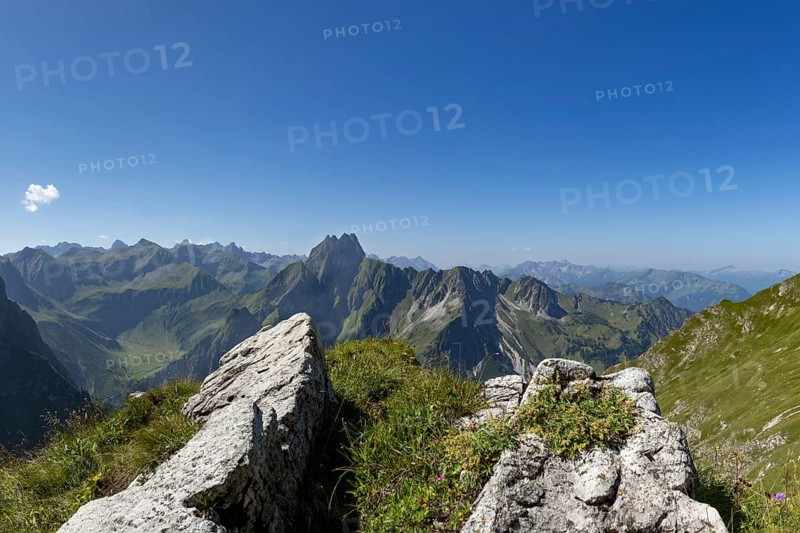Mountain panorama from Laufbacher-Eckweg to Höfats, 2259m, Allgäu Alps, Allgäu, Bavaria, Germany