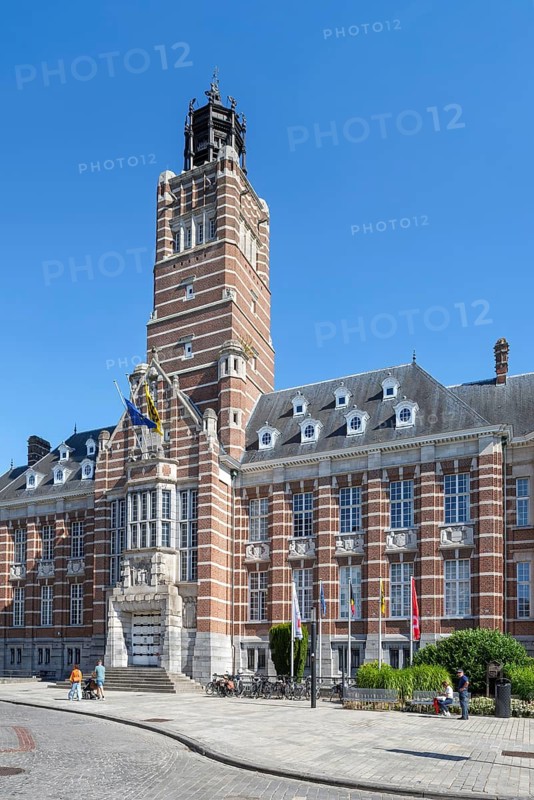Courthouse, court house, expressionist brick architecture in the city centre of Dendermonde, Termont, East Flanders, Belgium