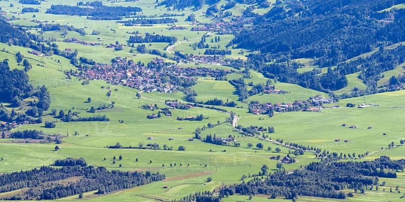 Panorama from Mittagberg, 1451m, into the Upper Illertal with the municipality of Rettenberg, behind it the district of Kranzegg, Oberallgäu, Allgäu, Bavaria, Germany