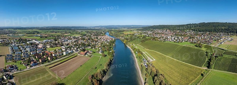 Aerial view, panorama of Diessenhofen with the historic wooden bridge over the Rhine, on the right the German municipality of Gailingen am Hochrhein, with a vineyard, vineyard slope, Canton Thurgau, Switzerland