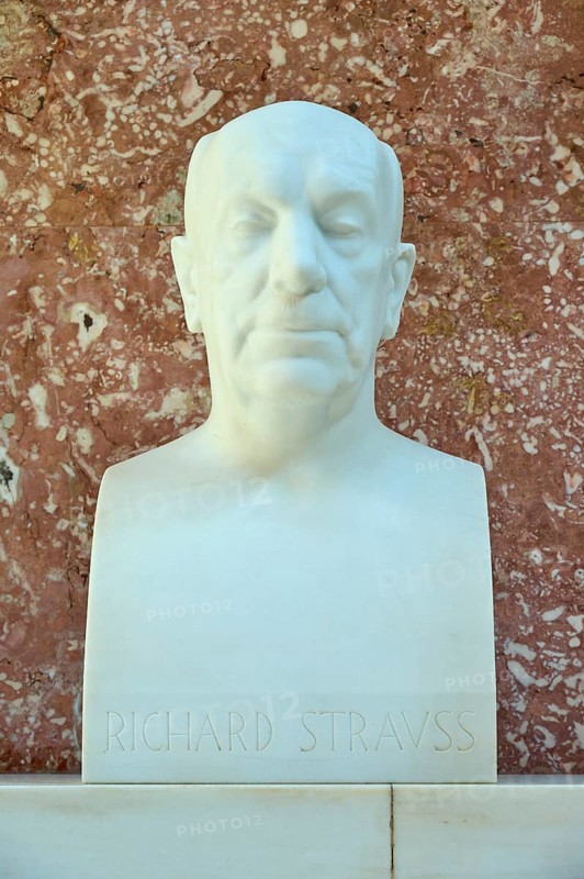 Respectful marble bust of Richard Strauss, white marble against a red background, Walhalla, Donaustauf, Regensburg, Bavaria, Germany