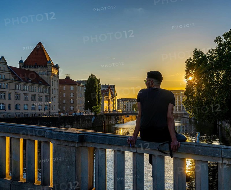 Evening sun at the Bodemuseum, Monbijou Bridge, Museum Island, Berlin, Germany