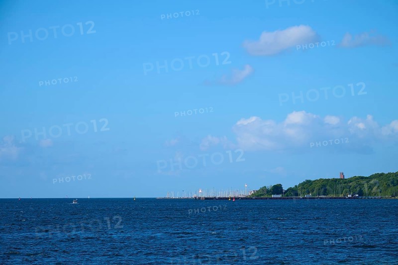 Wide sea to the horizon under a clear blue sky on a calm day, Heikendorf, Plön district, Kiel Fjord, Schleswig-Holstein, Germany