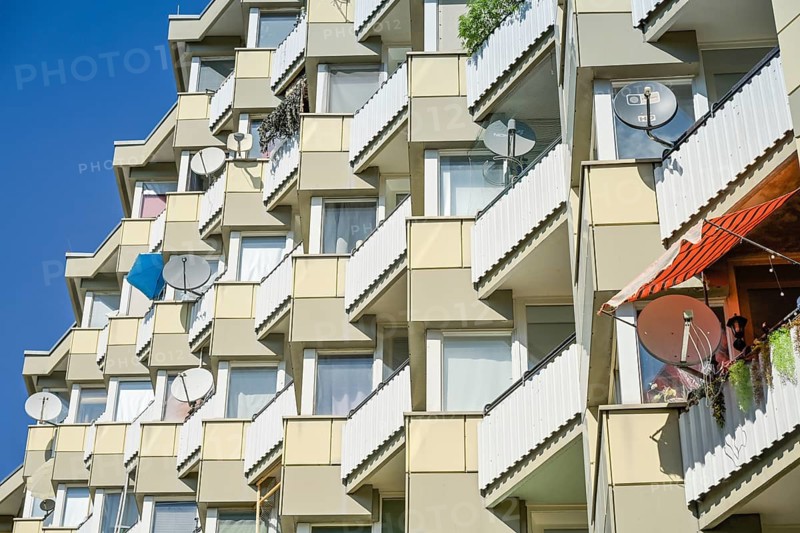 Residential building, prefabricated building, balconies, Toeplerstraße, Charlottenburg-Nord, Charlottenburg-Wilmersdorf, Berlin, Germany