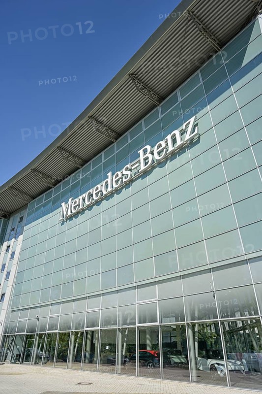 Mercedes-Benz branch, Salzufer, Charlottenburg, Charlottenburg-Wilmersdorf, Berlin, Germany