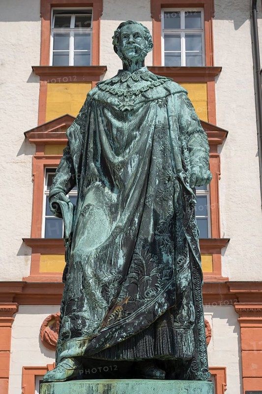 Maximilian II, King of Bavaria, Statue, Old Castle, Tax Office, Bayreuth, Upper Franconia, Franconia, Bavaria, Germany
