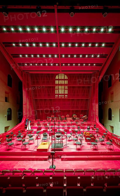 Modern concert hall in the atrium, luxury spa Kaiserbad, interior, interior, spa, healing spring, health, mineral, mineral water, illness, Karlovy Vary, Karlovy Vary, Bohemia, Czech Republic