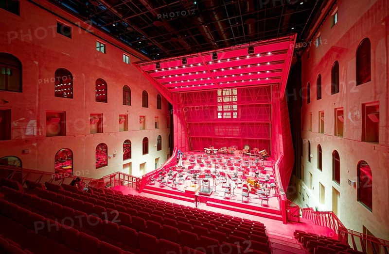 Modern concert hall in the atrium, luxury spa Kaiserbad, interior, interior, spa, healing spring, health, mineral, mineral water, illness, Karlovy Vary, Karlovy Vary, Bohemia, Czech Republic