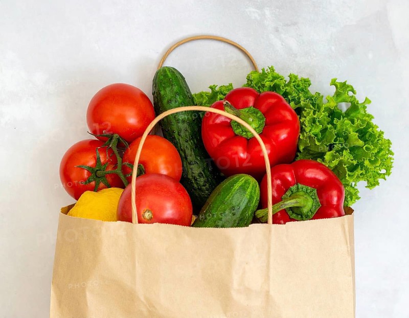 Fresh vegetables and fruits in reusable eco bag, symbolizing sustainability, healthy eating, zero waste, and natural lifestyle, AI generated