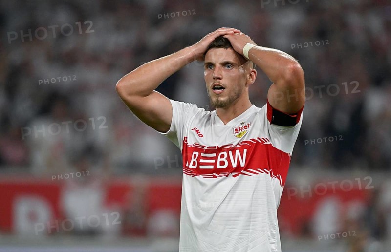 Ermedin Demirovic VfB Stuttgart (09) disappointed Gesture Gesture Football Bundesliga, MHPArena, MHP Arena Stuttgart, Baden-Württemberg, Germany
