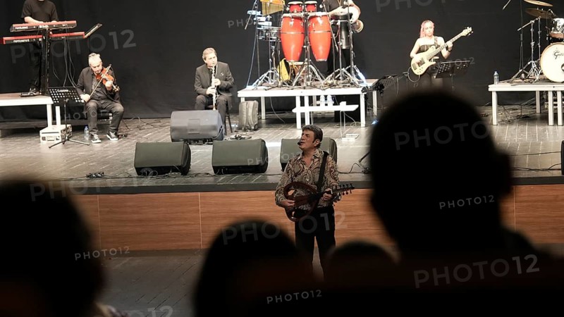 Turkish singer Coskun Sabah performs on stage at Gaziantep University as part of the Türkiye Kültür Yolu Festival. The concert reflects the festival's aim to celebrate music and cultural heritage through live performances across the city, Gaziantep, Gaziantep, Türkiye