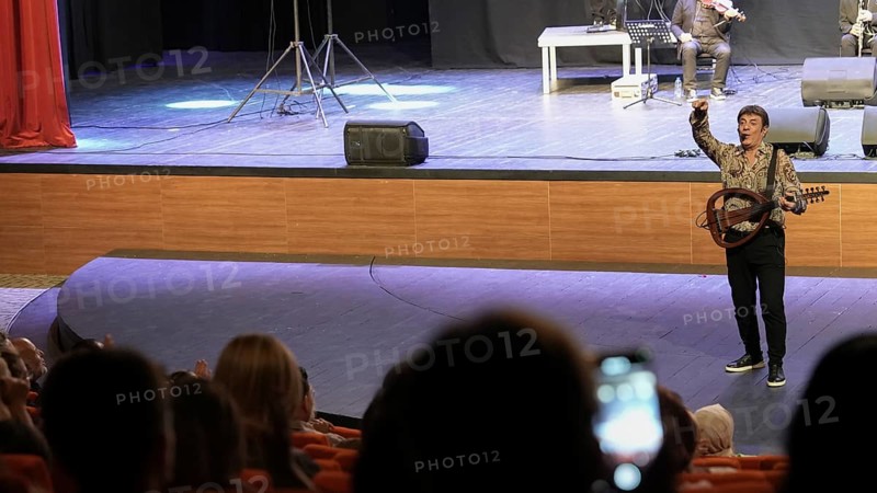 Turkish singer Coskun Sabah performs on stage at Gaziantep University as part of the Türkiye Kültür Yolu Festival. The concert reflects the festival's aim to celebrate music and cultural heritage through live performances across the city, Gaziantep, Gaziantep, Türkiye