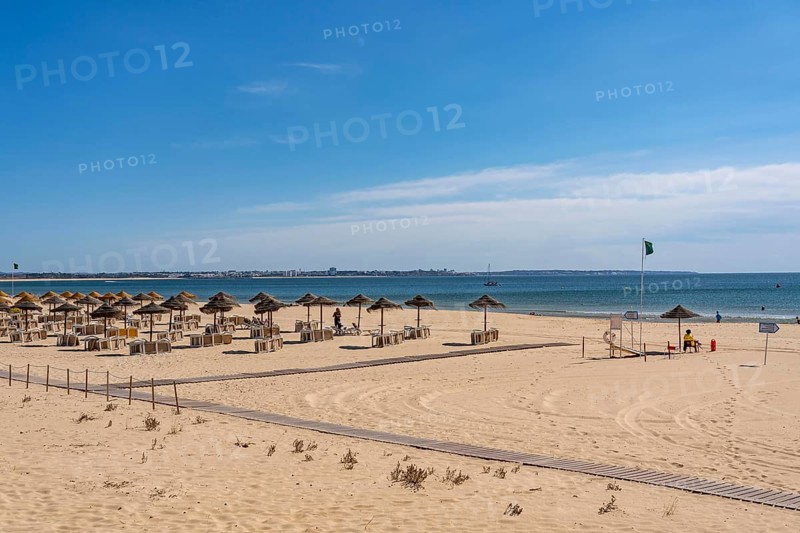 The beach Praia de São Roque, east of Lagos city centre, quite empty, off-season, in the west of the Algarve, Portugal