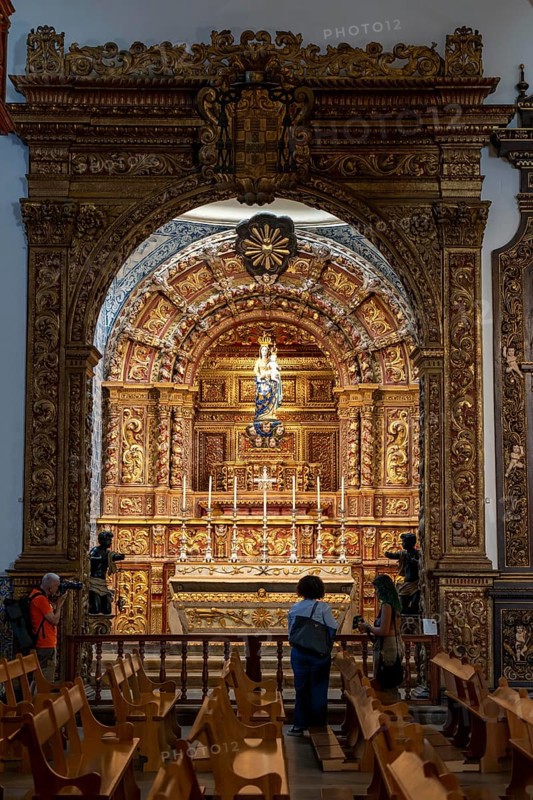 Faro, the cathedral of Faro, nave, interior, altars, Algarve, Portugal