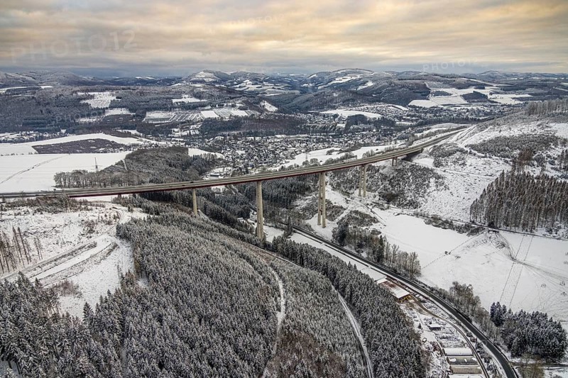 Aerial view of the highest viaduct in North Rhine-Westphalia in Nuttlar in Bestwig in Sauerland in North Rhine-Westphalia, Germany, Bestwig, Sauerland, North Rhine-Westphalia, DE, Europe, aerial photograph, birds-eyes view, aerial photography, aerial photography, overview, overview, bird's eye view, winter, snow, lockdown