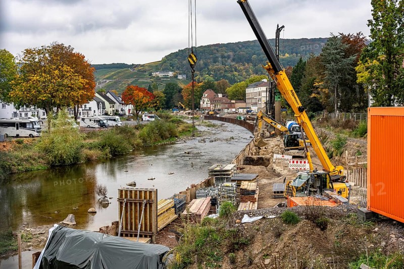 Reconstruction in the Ahr Valley, after the flood of July 2021, restoration of the river landscape, after the removal of debris, flotsam, the river Ahr and the bank are fortified, near Ahrweiler, Rhineland-Palatinate