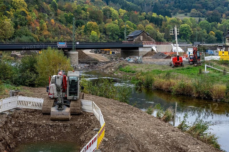Reconstruction in the Ahr Valley, after the flood of July 2021, restoration of the river landscape, after the removal of debris, flotsam, the river Ahr is being expanded in parts like floodplains to create flooding areas, construction measures will also regulate the flow rate and strengthen the bank, near Kreuzberg, Rhineland-Palatinate