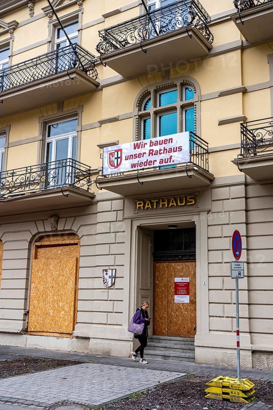 Reconstruction in the Ahr Valley, after the flood of July 2021, buildings that have not yet been renovated or demolished can be found in many towns, but most buildings have now been repaired or rebuilt, town hall near Altenahr, Rhineland-Palatinate