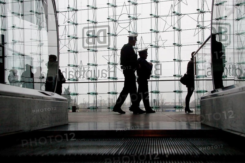 Berlin 2010-11-24 Police officer patrols Berlin Central Station. DEU Berlin 2010-11-24 Police Guards at Berlin's Main Station