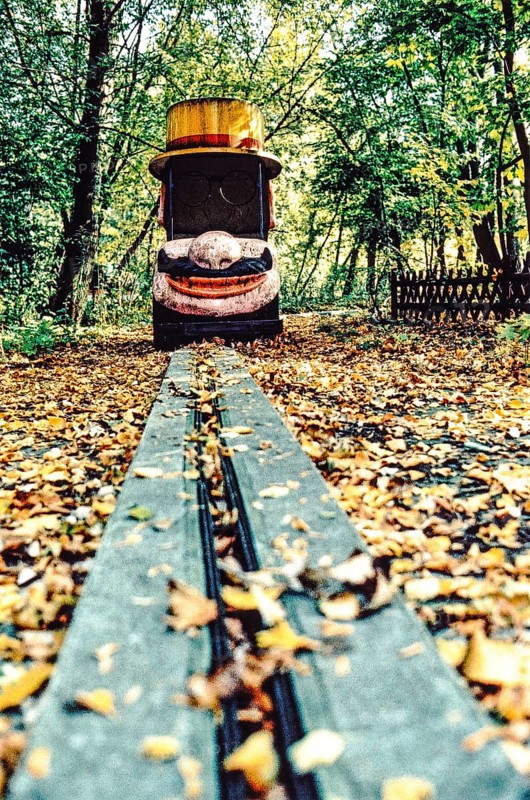 DEU Germany Germany Berlin Still life in the abandoned former Spreepark in Plänterwald, the largest amusement park in East Germany during the GDR