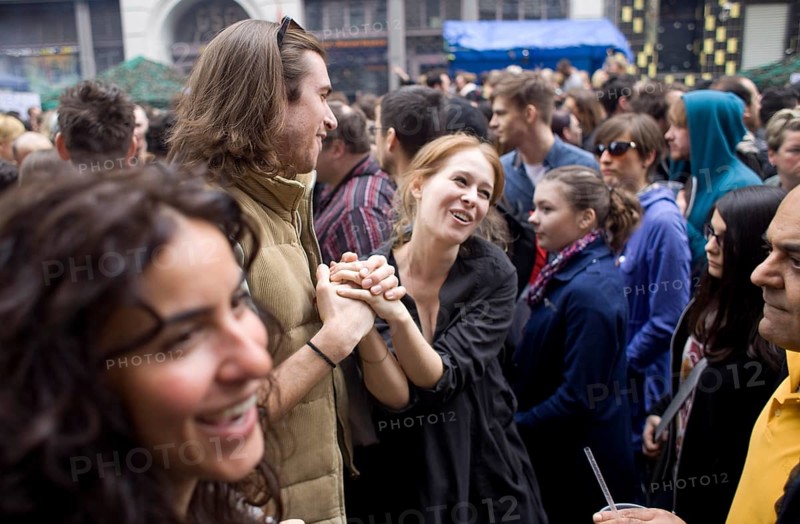 GERMANY Man and woman dance at the May Day rally in Oranienstraße Germany Berlin Couple dances during the May Day protest in Berlin Kreuzberg