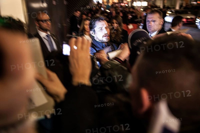 DEU Germany Germany Berlin 64th Berlinale, the international film festival in the German capital. Christian Bale, actor in 'American Hustle', signs autographs