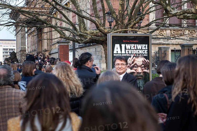 DEU Germany Germany Berlin Visitors wait in front of the Martin-Gropius-Bau for admission to the opening of the exhibition by Chinese artist Aiweiwei