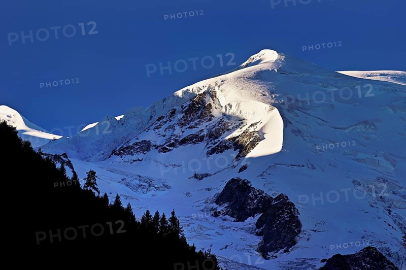 Snow-capped Dome du Goûter, Chamonix-Mont-Blanc, Haute-Savoie, France