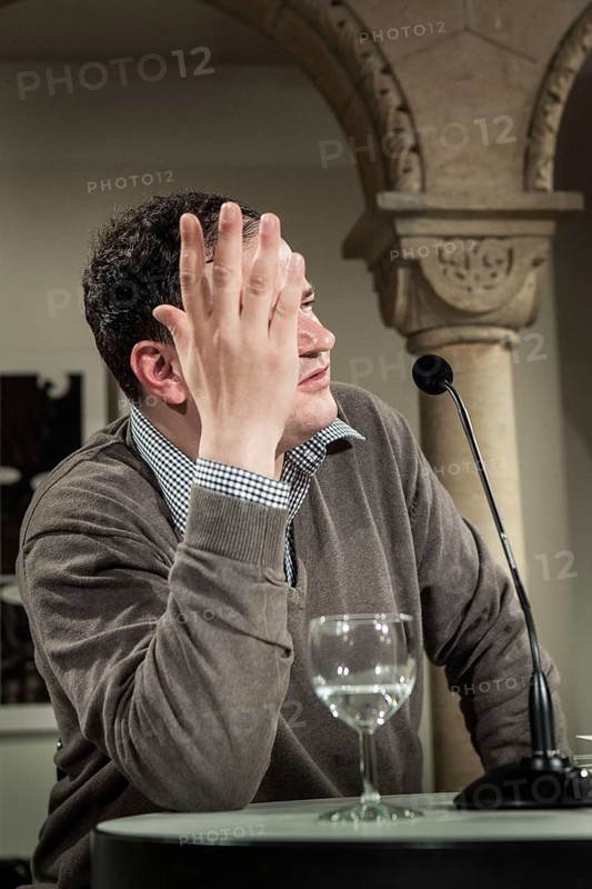 DEU Germany Germany Berlin The writer and translator Thomas Melle during his book presentation '3000 EURO' at the Literary Colloquium Berlin