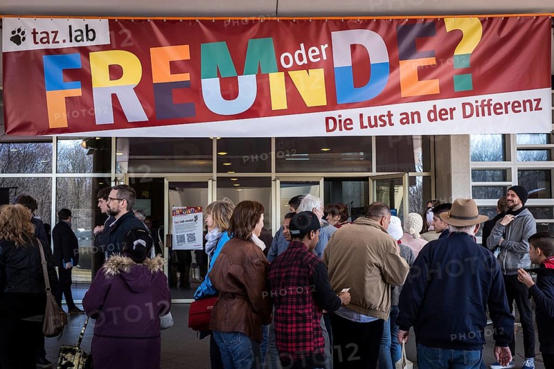 DEU Germany Germany Berlin The TazLab 2016 under the motto 'Strangers or Friends — the Lust for Difference, at the House of World Cultures (HKW) . Group of asylum seekers from Wendland