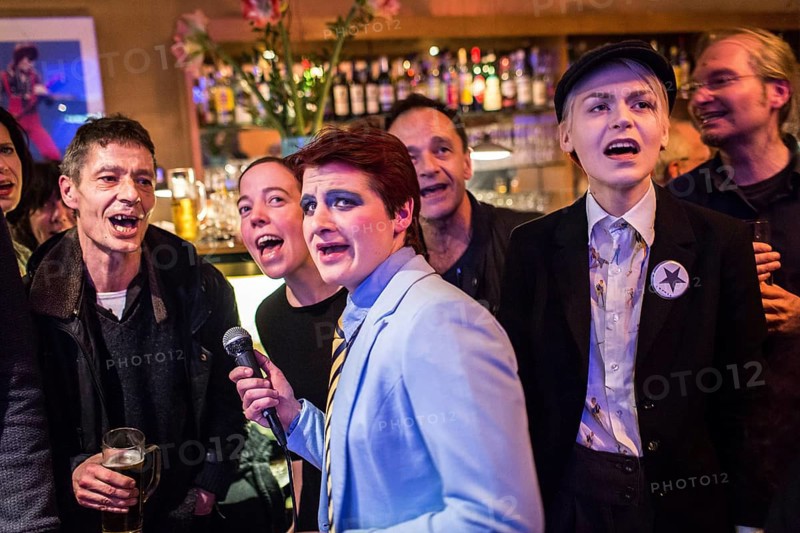 DEU Germany Germany Berlin David Bowie birthday party at 'Das neue Ufer' with karaoke songs and colorful guests